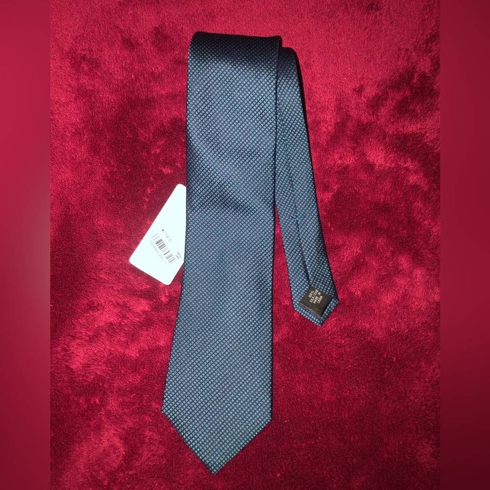 Kenneth Cole Reaction Men’s Silk Tie